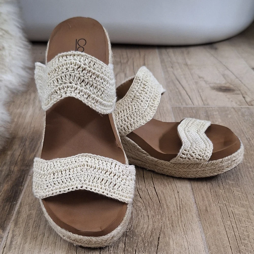 Corkys Clueless Beach Wedges Sz.9